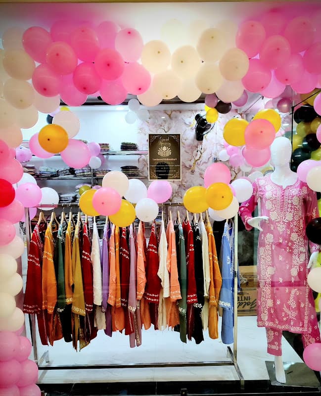 Lucknowi Chikankari Boutique