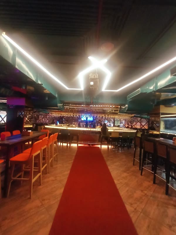 Double Down Pub & Bar