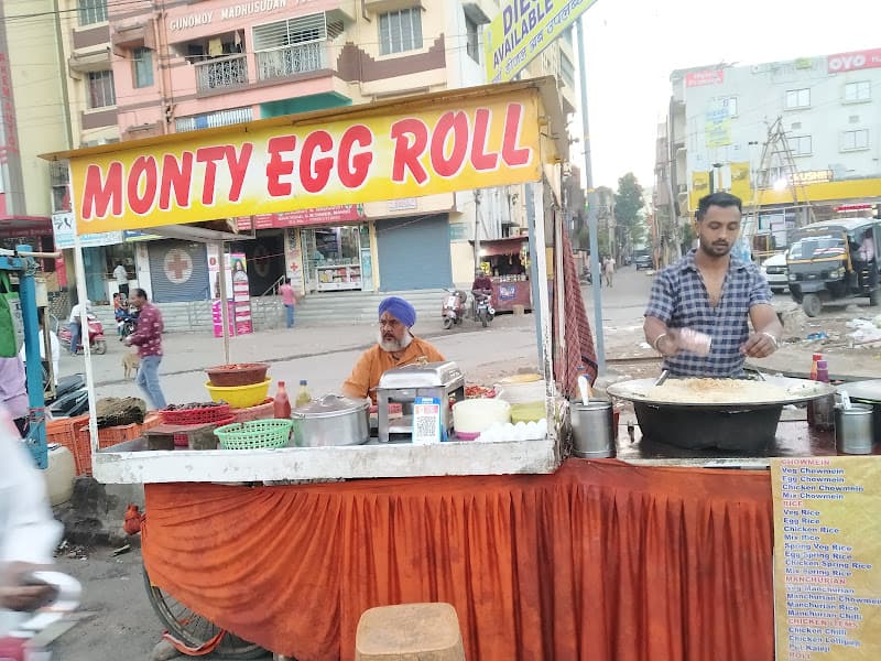 Monty Egg Roll