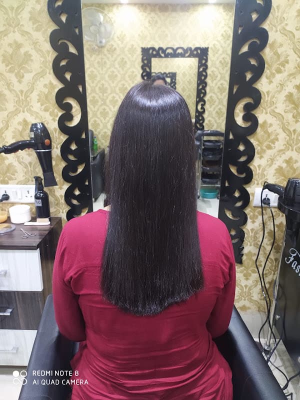 Priya Beauty Salon & Spa - Only For Ladies