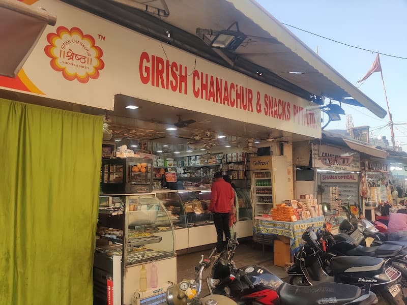 Girish Chanachur & Snacks